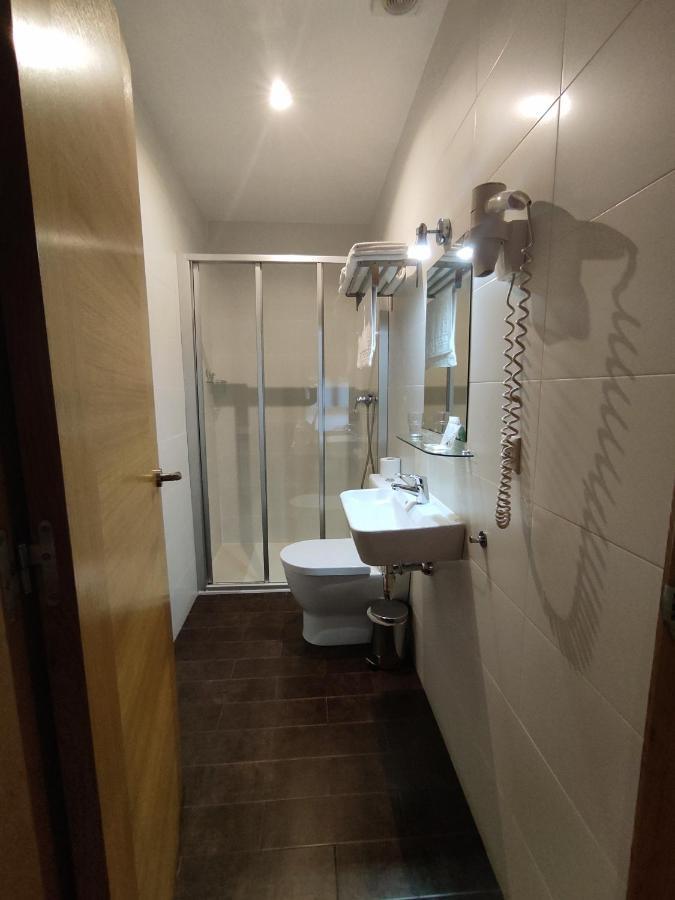 Hotel Dabeleira Luarca Buitenkant foto