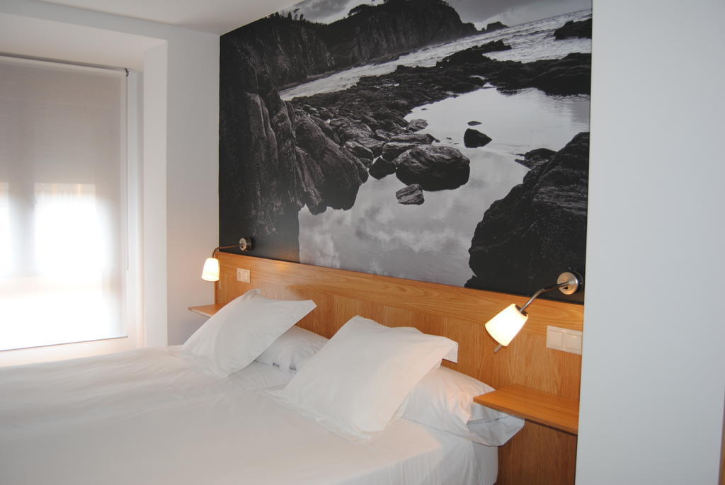 Hotel Dabeleira Luarca Buitenkant foto